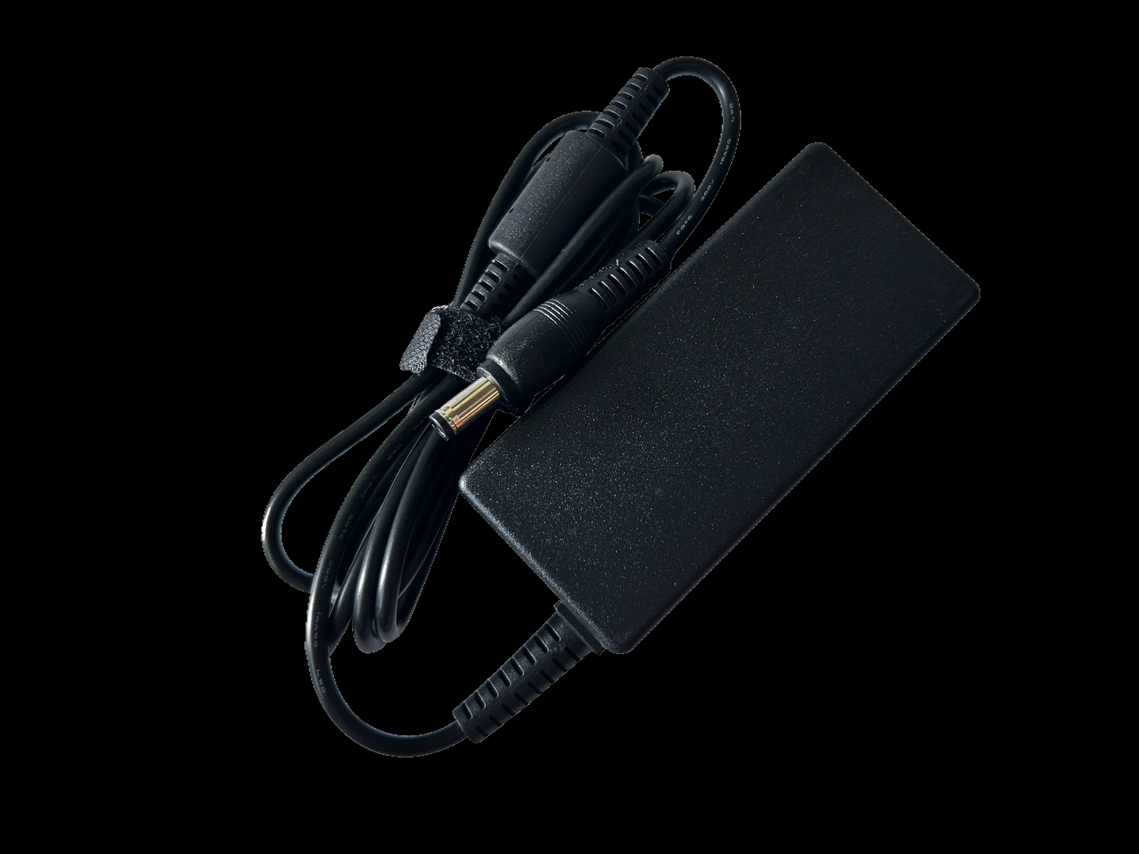EcoLine - Oplader _ AC Adapter - Geschikt voor de Toshiba Satellite C50D C75D C670D C870D U940 U945 Portege Z830 Z930 - 19V 2.37A 45W 2_attr1_subject.png